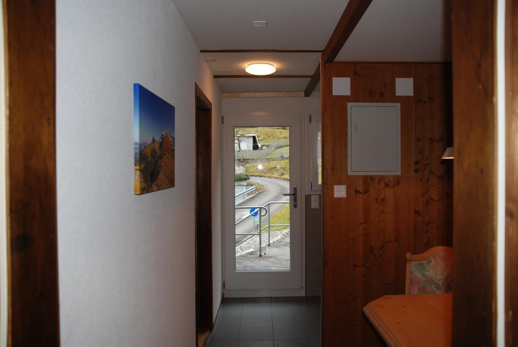 Family-Apartment Du Lac Iseltwald Exterior photo