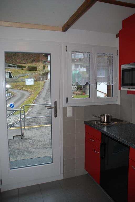 Family-Apartment Du Lac Iseltwald Exterior photo